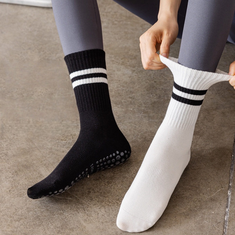 Women Non Slip Yoga Socks, Gri - Yoga Fitness Workout review and price