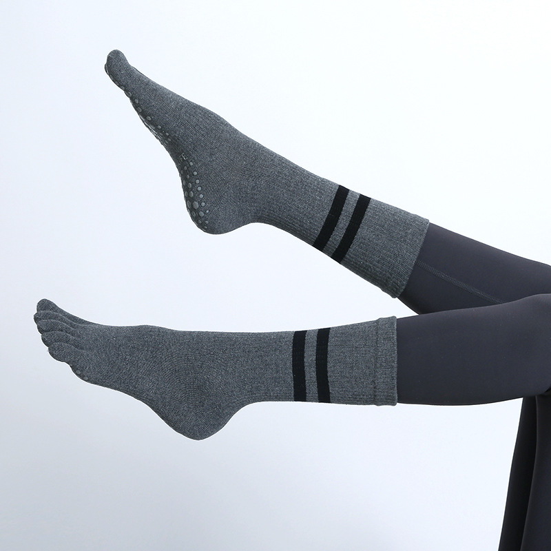 Women Non-slip Five Fingers Yo - Yoga Fitness Dance review and price